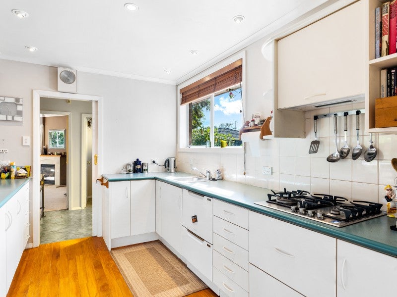 49B Garden Road, Avalon, Lower Hutt - Carousel 24