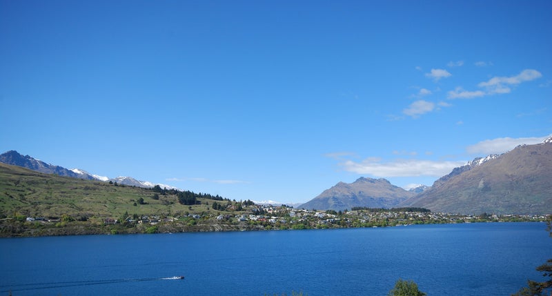 1/2 Larch Hill Place, Queenstown, Queenstown - Carousel 2