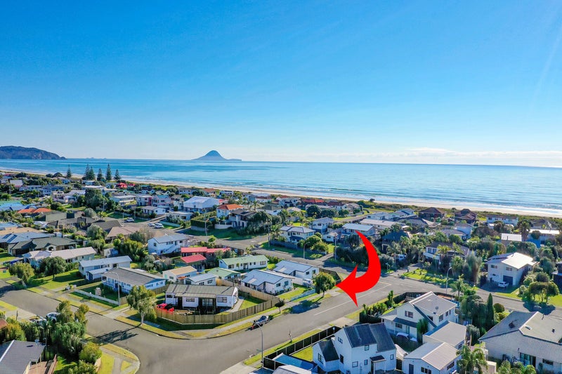 2 Goodwin Parade, Ōhope - Carousel 2