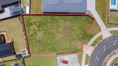 26 Kerr Crescent, Patumahoe, Pukekohe - Carousel 1