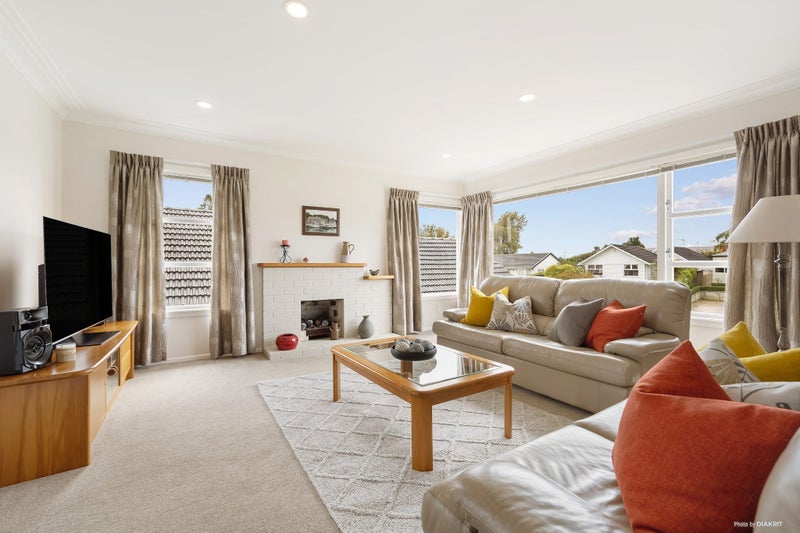 47 Whytehead Crescent, St Heliers, Auckland - Carousel 2