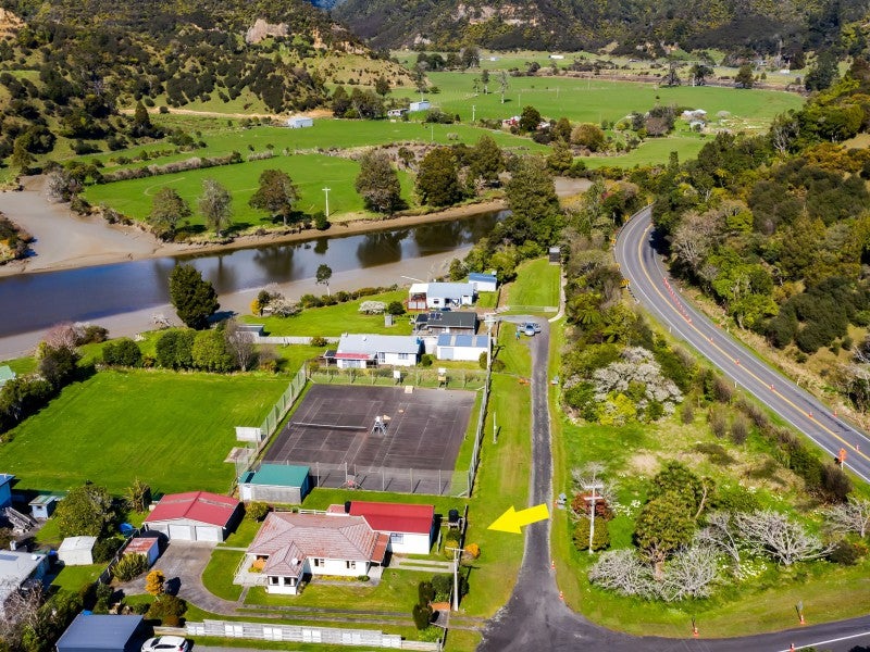 17 Tongaporutu Road, Tongaporutu, Urenui - Carousel 1