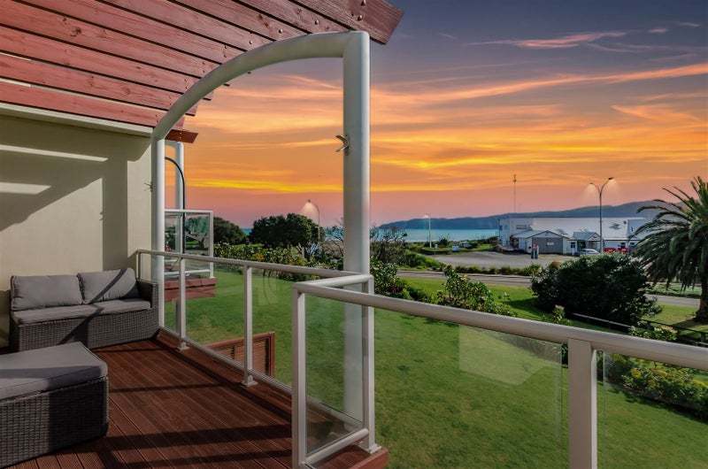 4/1 Marine Parade, Paraparaumu Beach, Paraparaumu - Carousel 2