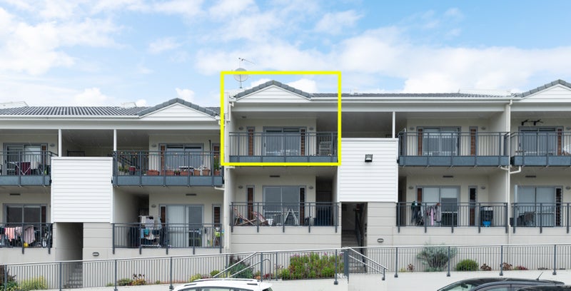 16E/71 Spencer Road, Oteha, Auckland - Carousel 2