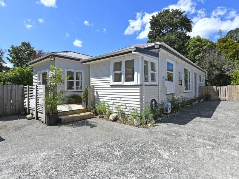 25A Black Beech Street, Birchville, Upper Hutt - Carousel 1