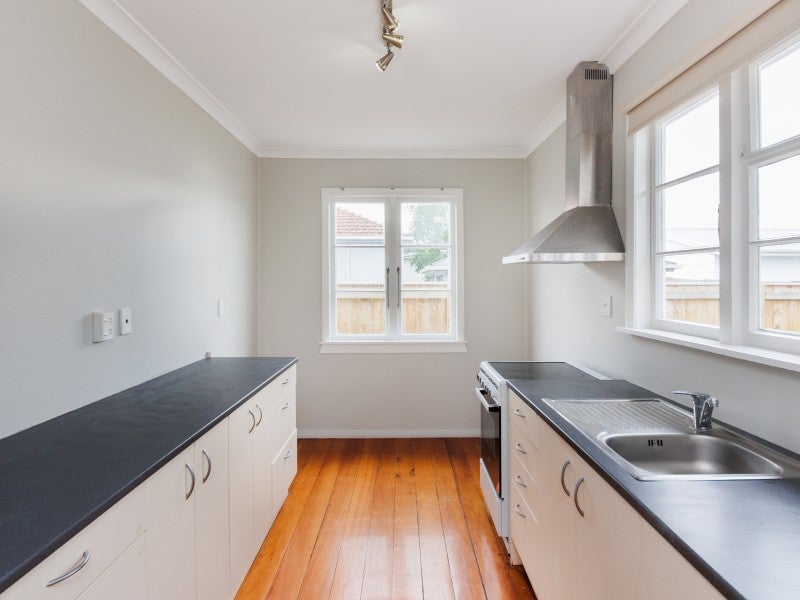 248 Tremaine Avenue, Highbury, Palmerston North - Carousel 2