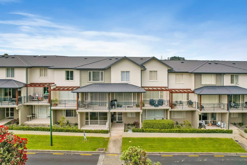 4/34 Opito Way, East Tamaki, Auckland - Carousel 1