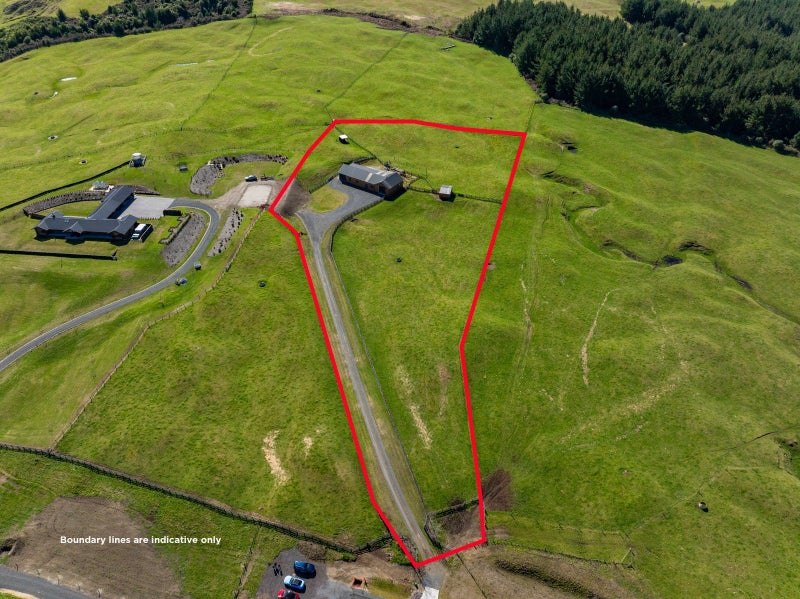 18 Kahikatea Drive, Kinloch, Taupō - Carousel 2