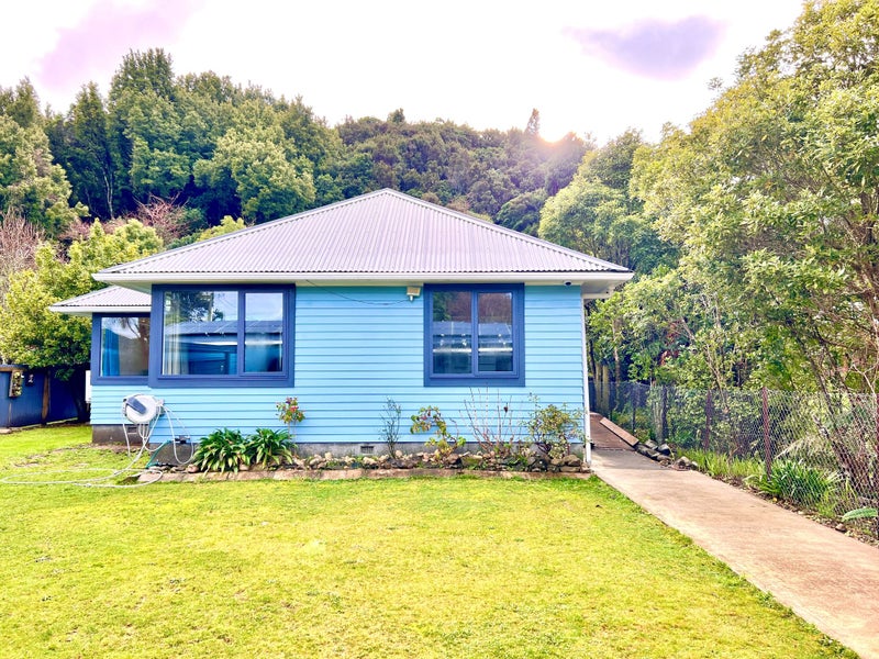 45 Gillespies Road, Birchville, Upper Hutt - Carousel 1