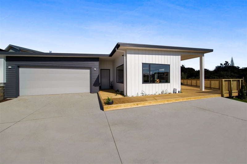 71 Cyrus Street, Whalers Gate, New Plymouth - Carousel 2