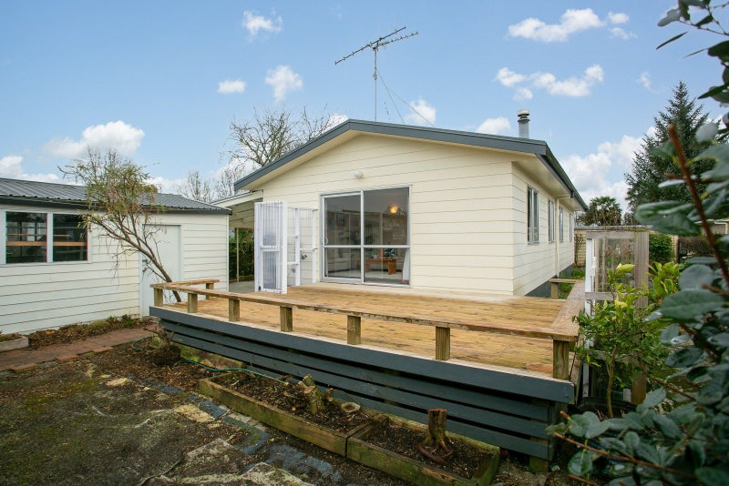 83A Thompson Street, Leamington, Cambridge - Carousel 1