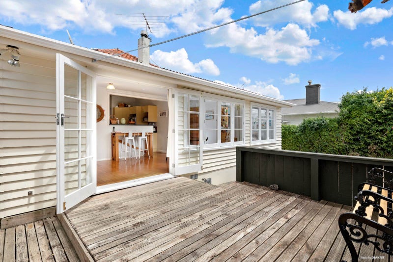 51 Namata Road, One Tree Hill, Auckland - Carousel 2
