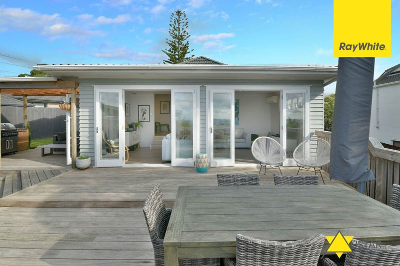 462 Whangaparaoa Road, Stanmore Bay, Whangaparaoa - Carousel 1