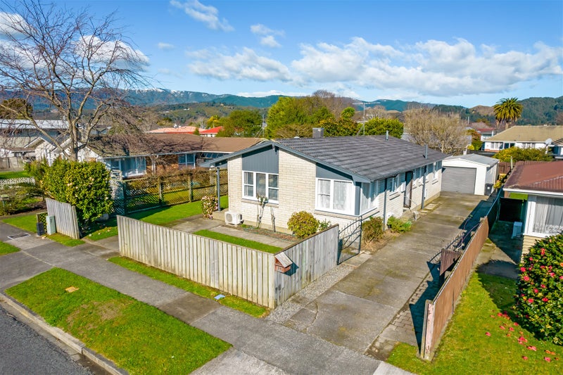19 Mcleod Street, Elderslea, Upper Hutt - Carousel 1