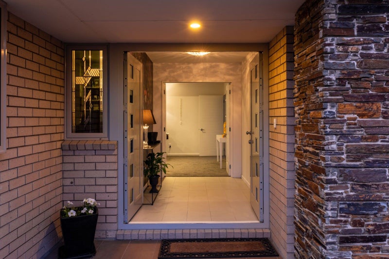 21 Strathcarron Place, Broomfield, Christchurch - Carousel 2