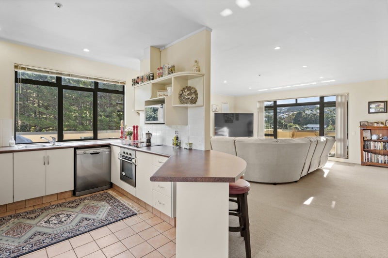 568G Adelaide Road, Berhampore, Wellington - Carousel 1