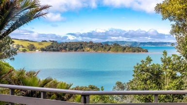 34 Omiha Road, Omiha, Waiheke Island - Carousel 1