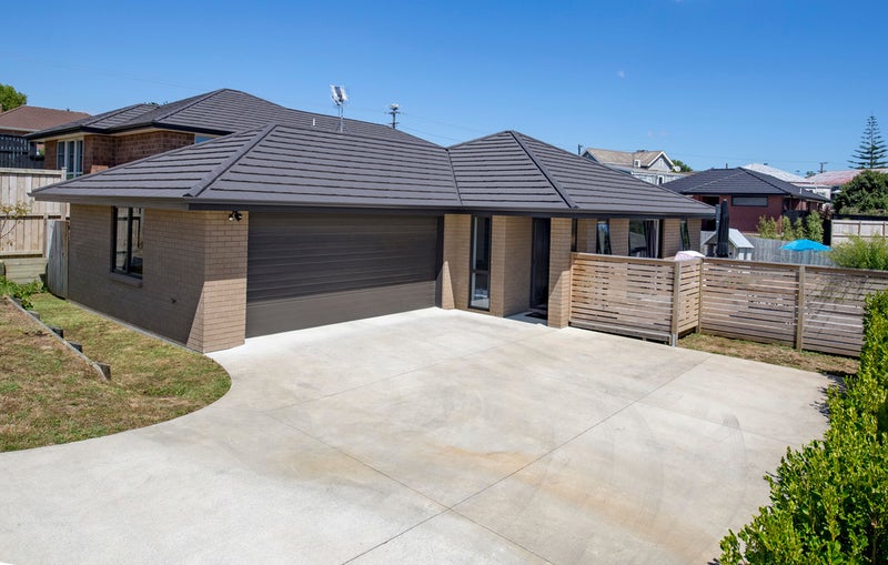 3 Patu Way, Patumahoe, Pukekohe - Carousel 1