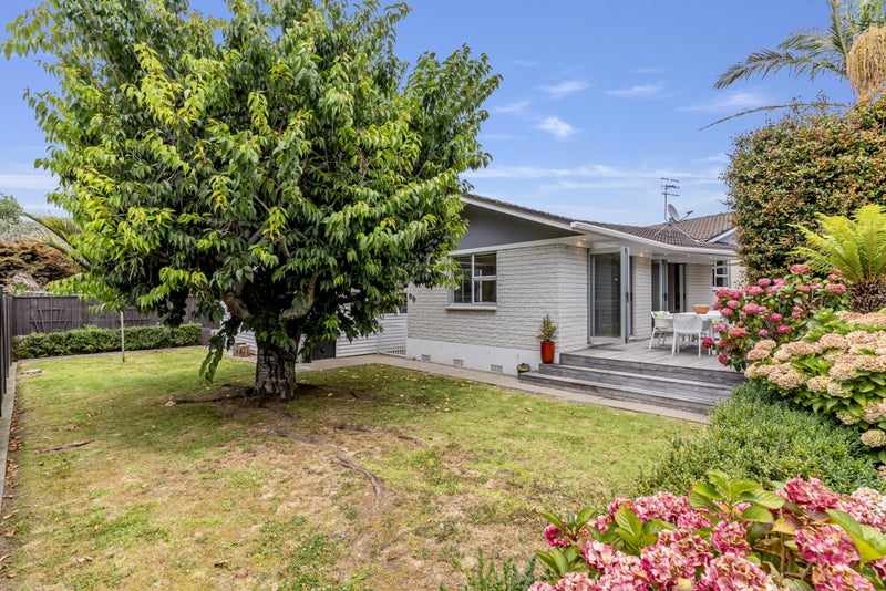 23 Dunstall Place, Mangere Bridge, Auckland - Carousel 2