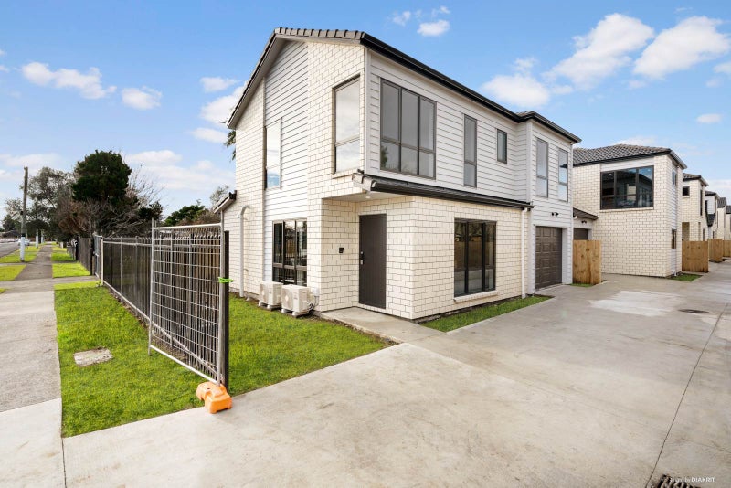 16A Kelvin Road, Papakura, Papakura - Carousel 10