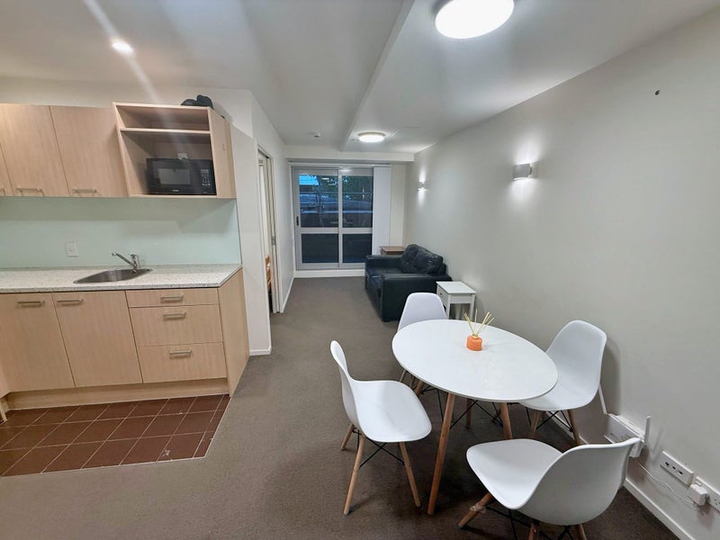 GE/135 Victoria Street West, Auckland Central, Auckland - Carousel 2