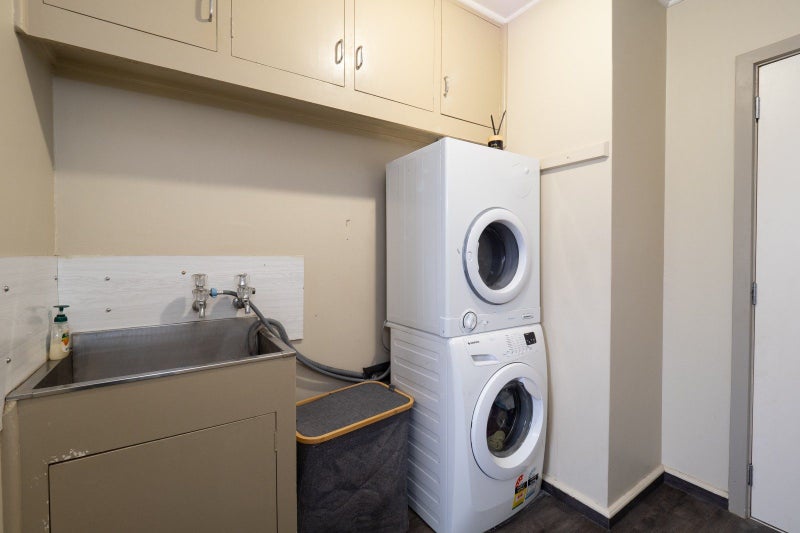 17 Middle Road, Allenton, Ashburton - Carousel 20