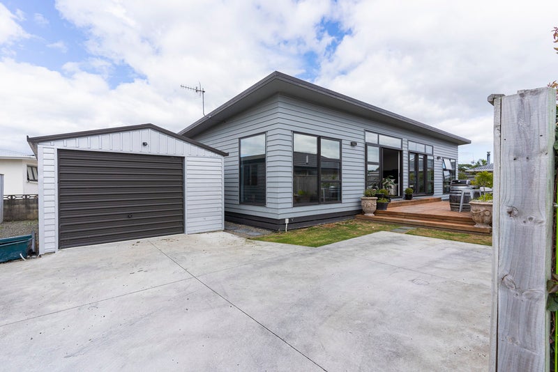 28A Birmingham Street, Takaro, Palmerston North - Carousel 1