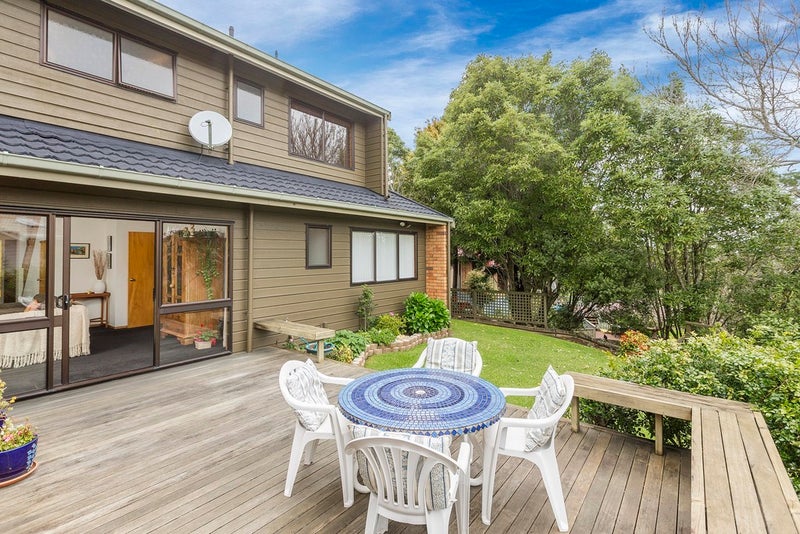 2/32 Charles Fox Place, St Johns, Auckland - Carousel 1