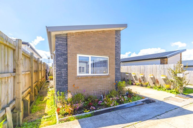 49B Senator Drive, Manurewa, Auckland - Carousel 7