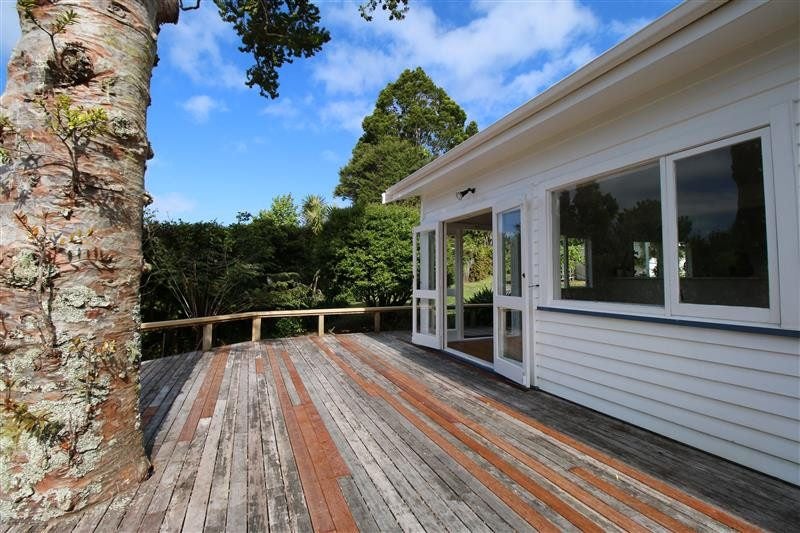 185 Atkinson Road, Titirangi, Auckland - Carousel 23