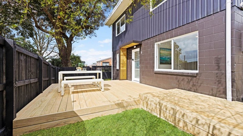 1/97 Paihia Road, One Tree Hill, Auckland - Carousel 1