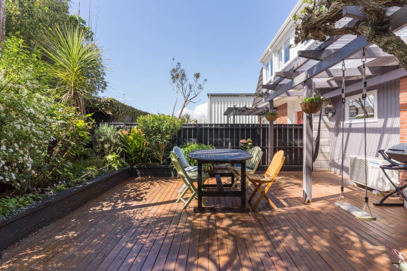4/105 Victoria Street, Onehunga, Auckland - Carousel 1