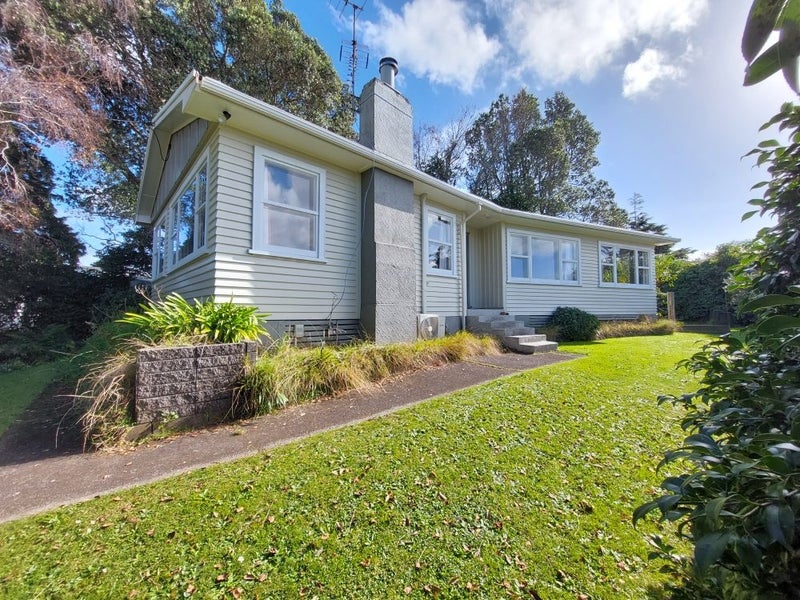 1 Junction Street, Welbourn, New Plymouth - Carousel 2