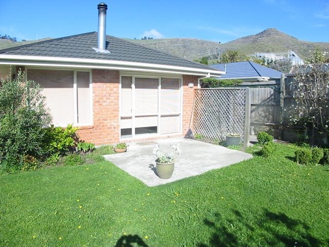 6 Malthouse Lane, Heathcote Valley, Christchurch - Carousel 2
