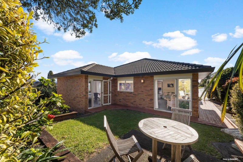 30 Heaphy Street, Blockhouse Bay, Auckland - Carousel 2