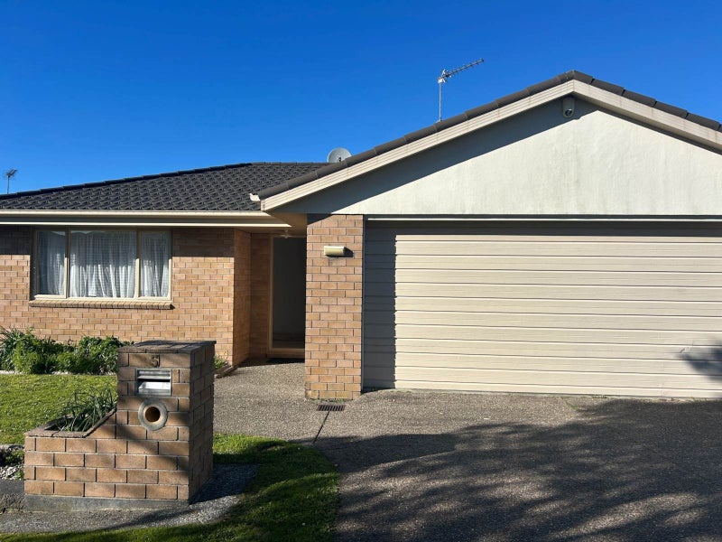 5 Nanleen Rise, Manurewa, Auckland - Carousel 1