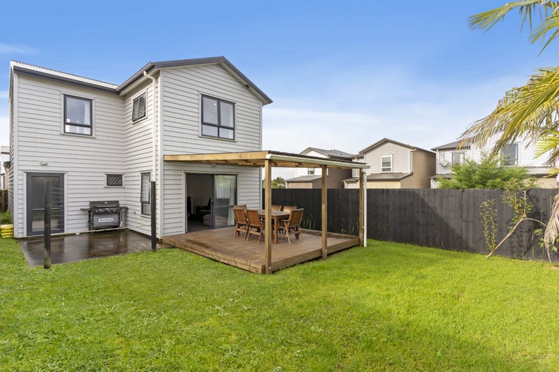 9 Apa Street, Weymouth, Auckland - Carousel 1