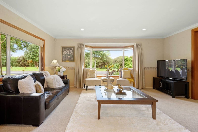 39 Kelvin Hart Drive, East Tamaki, Auckland - Carousel 2