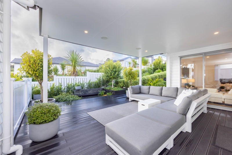 32 Celestial Crescent, Orewa, Orewa - Carousel 1