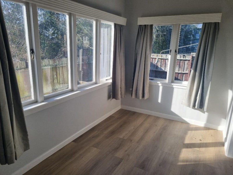 84B Clyde Street, Hamilton East, Hamilton - Carousel 4