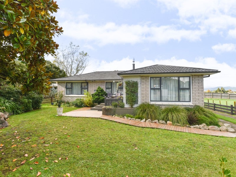 46 Collie Drive, Pukehangi, Rotorua - Carousel 1