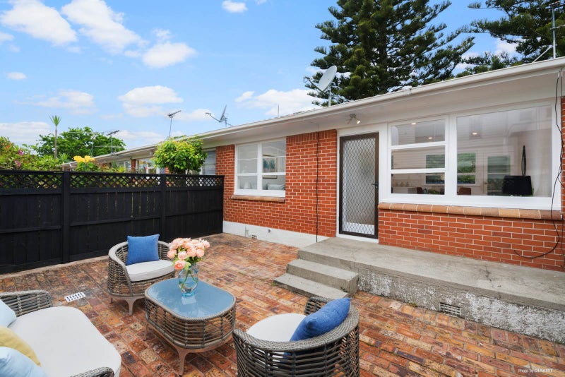 5/14 Waterloo Road, Milford, Auckland - Carousel 1