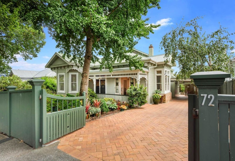 72 St Leonards Road, Mount Eden, Auckland - Carousel 1