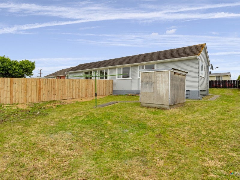 21A Miranda Street, Cannons Creek, Porirua - Carousel 12