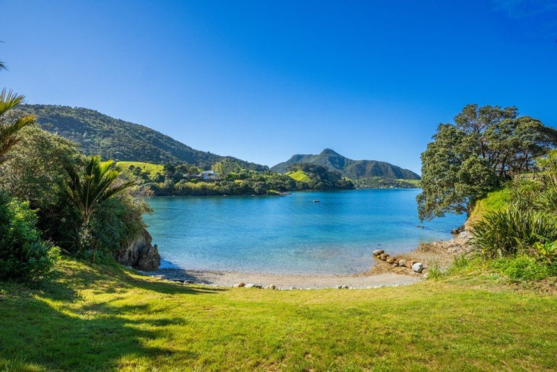 2408 Whangarei Heads Road, Whangārei Heads - Carousel 1