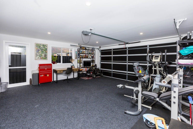 99 Mawai Hakona Drive, Wallaceville, Upper Hutt - Carousel 31