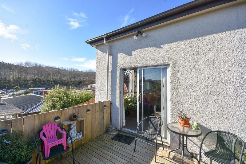 2 Edinburgh Street, Green Island, Dunedin - Carousel 18