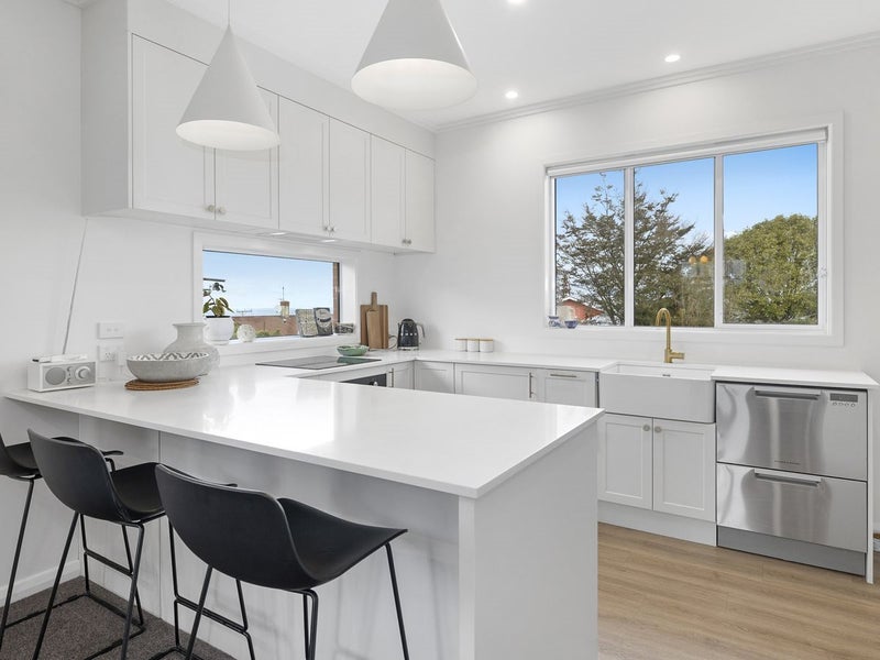 4 Forbes Street, Balaclava, Dunedin - Carousel 2