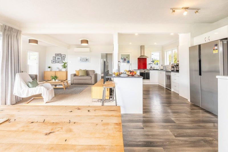 111 Normandale Road, Normandale, Lower Hutt - Carousel 2