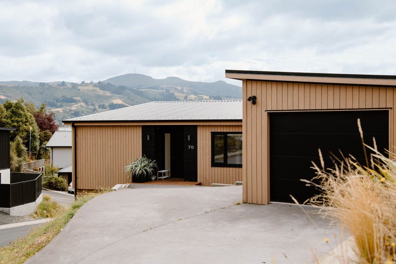 70 Mission Cove, Company Bay, Dunedin - Carousel 1